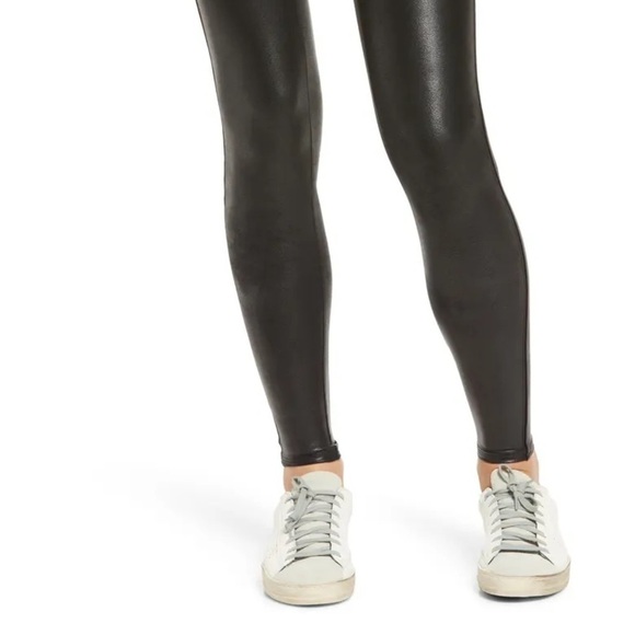 SPANX Women’s Faux Leather Leggings Black Size M Loungewear Activewear Active - Picture 2 of 11